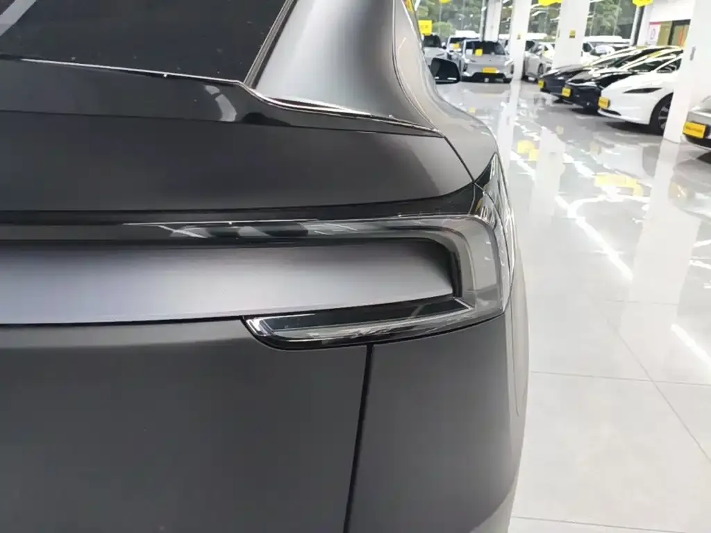 Tesla Model Y L 2025 из CN, фото 4