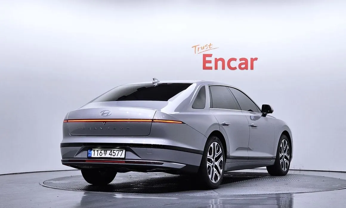 Hyundai Grandeur 2023 из KR, фото 7