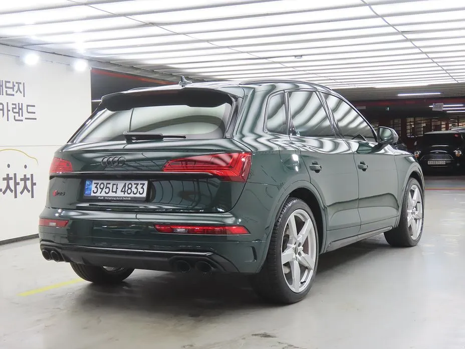 Audi SQ5 2023 из KR, фото 5