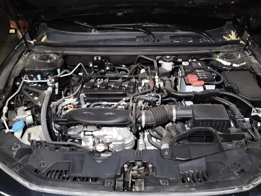 Honda Accord — фото 10