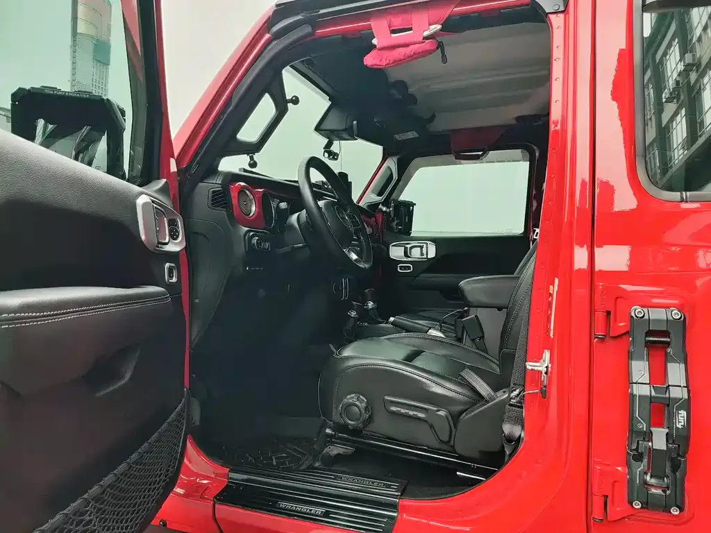 Jeep Wrangler PHEV 2023 из CN, фото 6