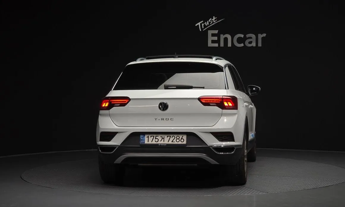 Volkswagen T-Roc 2021 из KR, фото 2