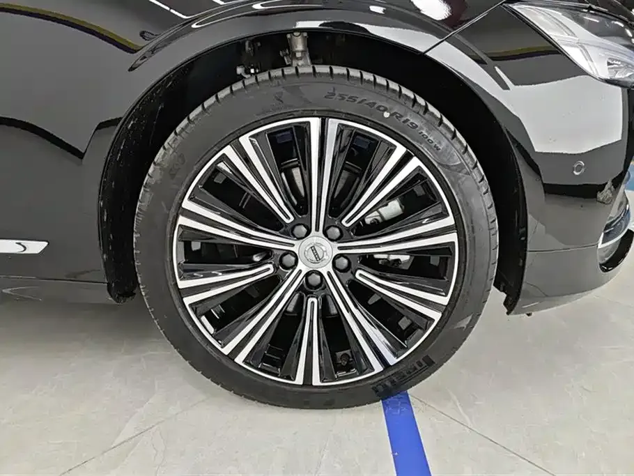 Volvo S90 — фото 7