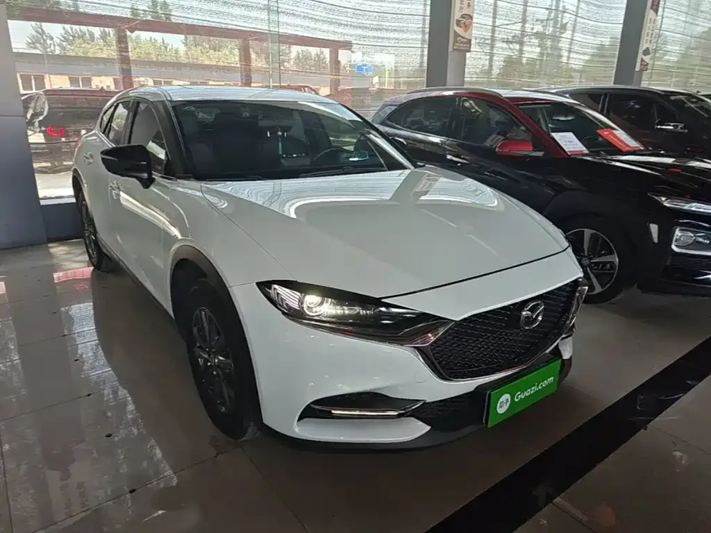 Mazda CX-4 2023 из CN, фото 4