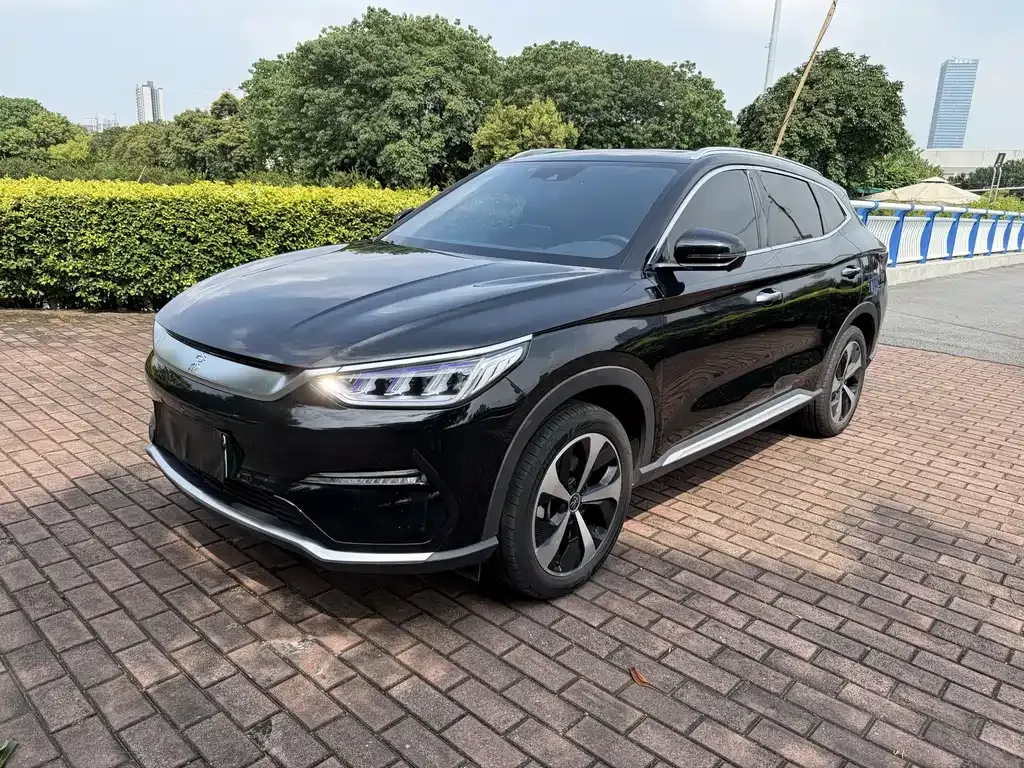 BYD PLUS New Energy — фото 1