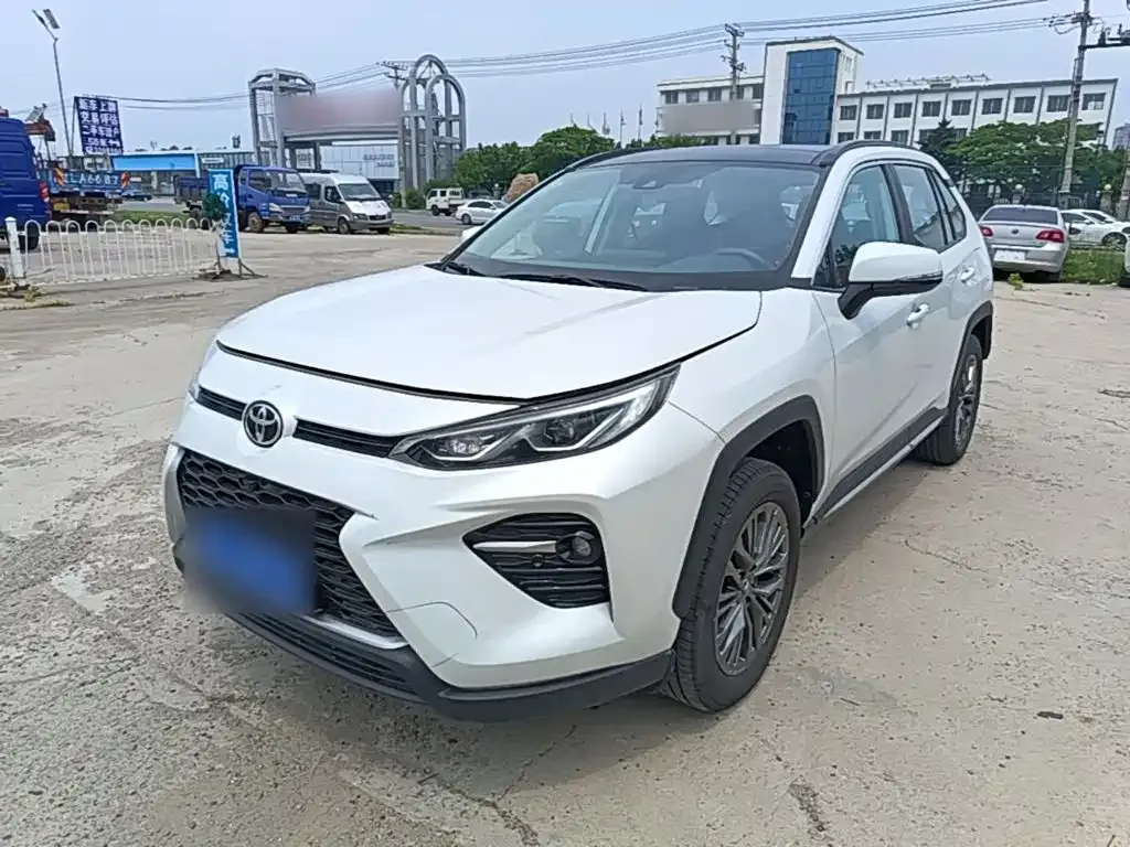 Toyota Wildlander — фото 1