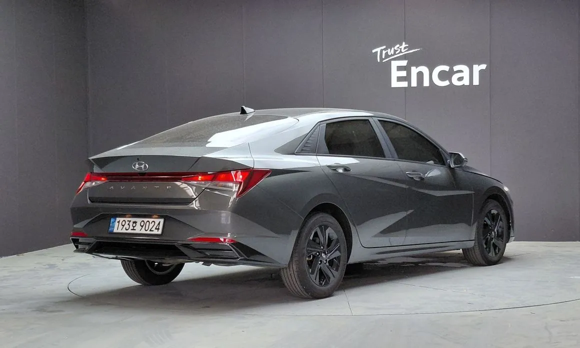 Hyundai AVANTE 2023 из KR, фото 5