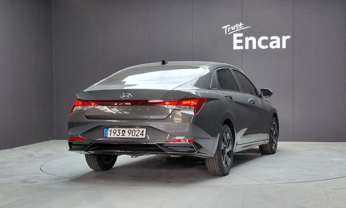 Hyundai AVANTE 2023 из KR, фото 6