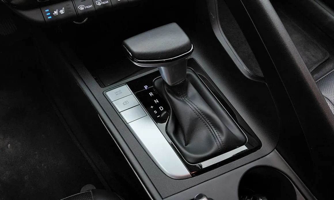 Hyundai AVANTE 2023 из KR, фото 8