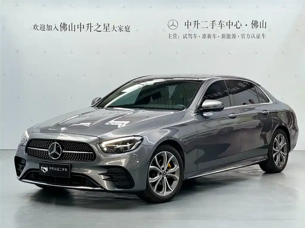 Mercedes-Benz E-Class — фото 1