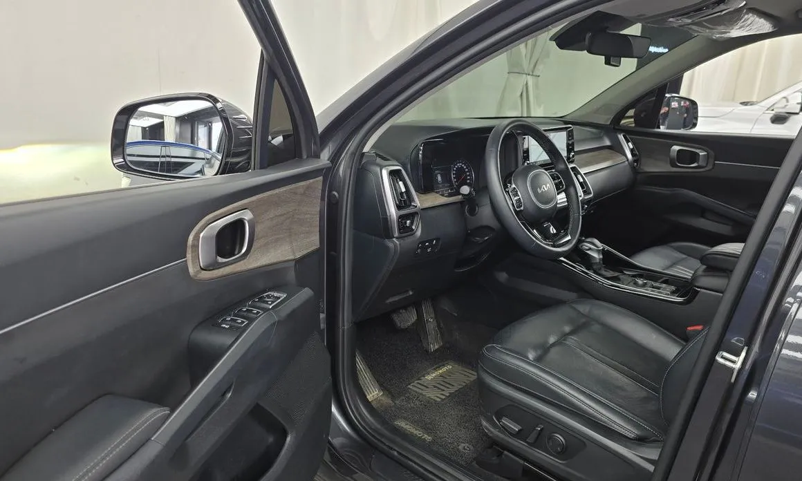 Kia Sorento 2023 из KR, фото 3