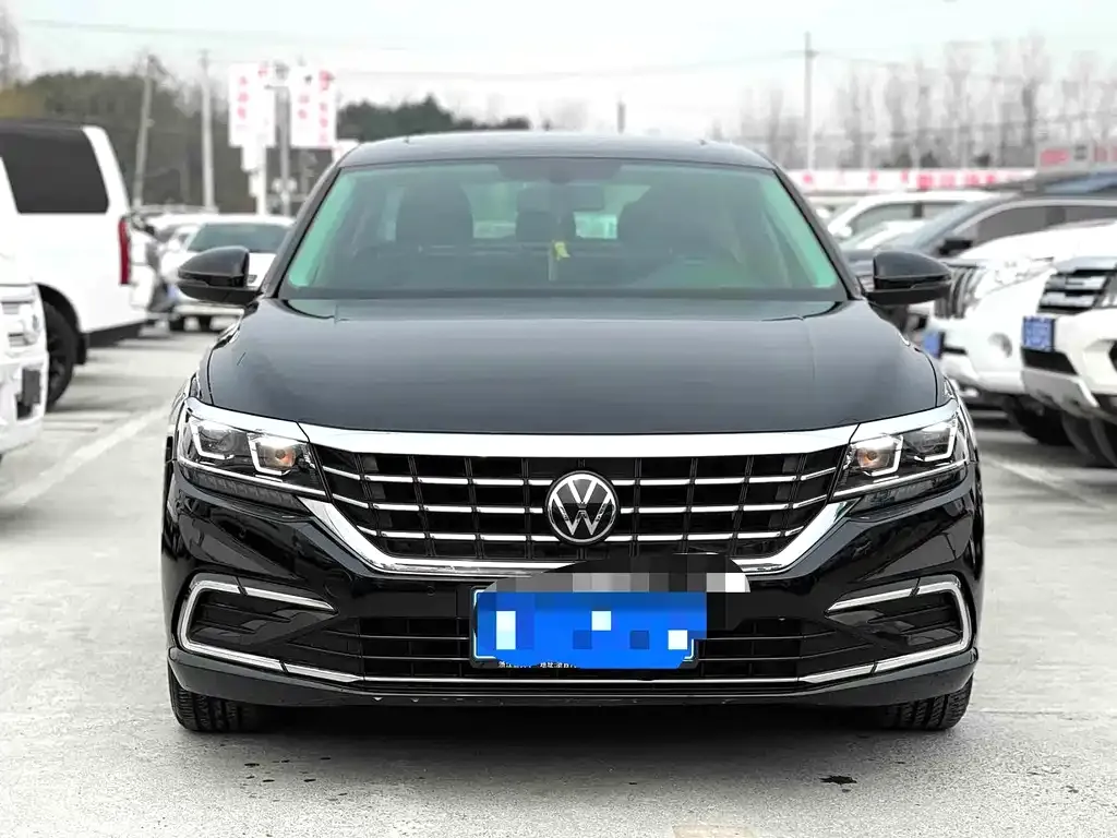Volkswagen Passat — фото 3