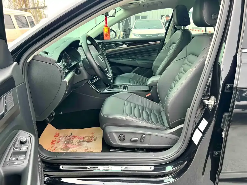 Volkswagen Passat — фото 5