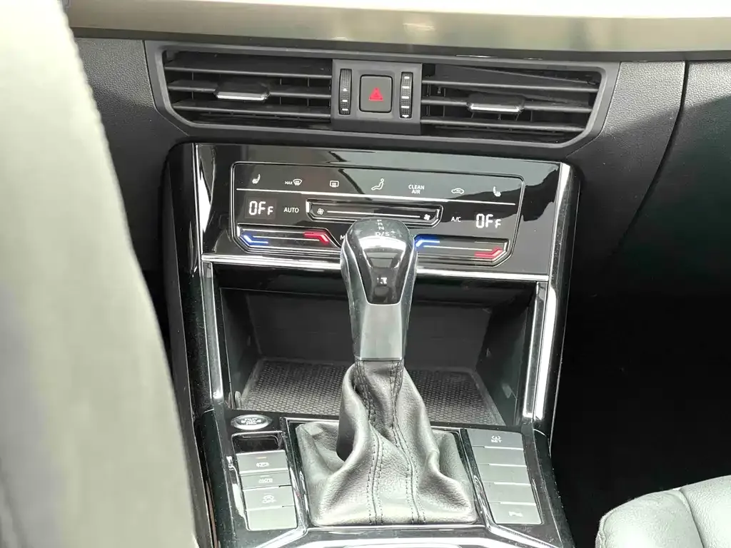 Volkswagen Passat — фото 6