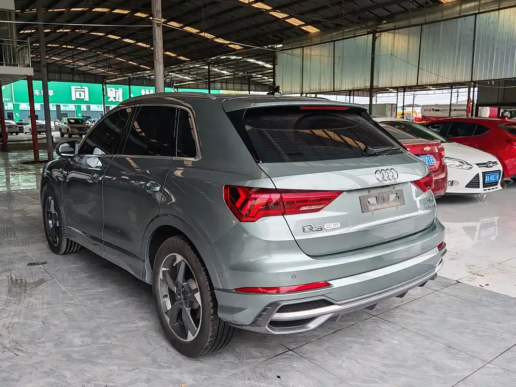 Audi Q3 2023 из CN, фото 8