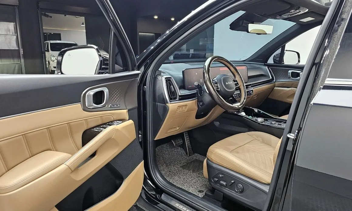Kia Sorento — фото 6