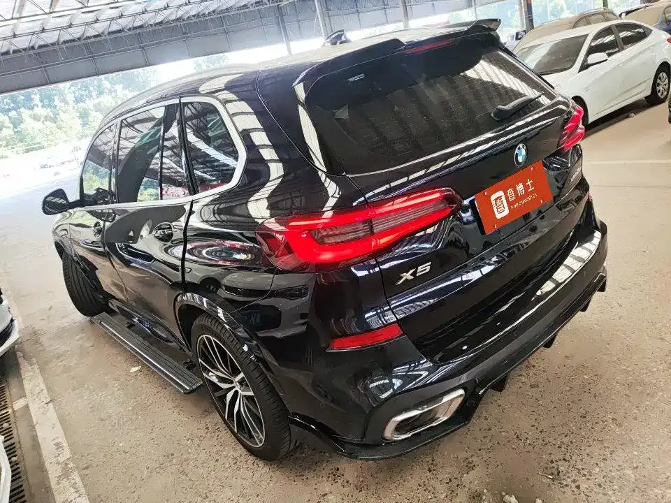 BMW X5 — фото 6