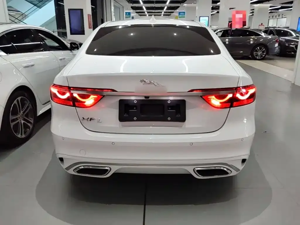 Jaguar XFL 2023 из CN, фото 3