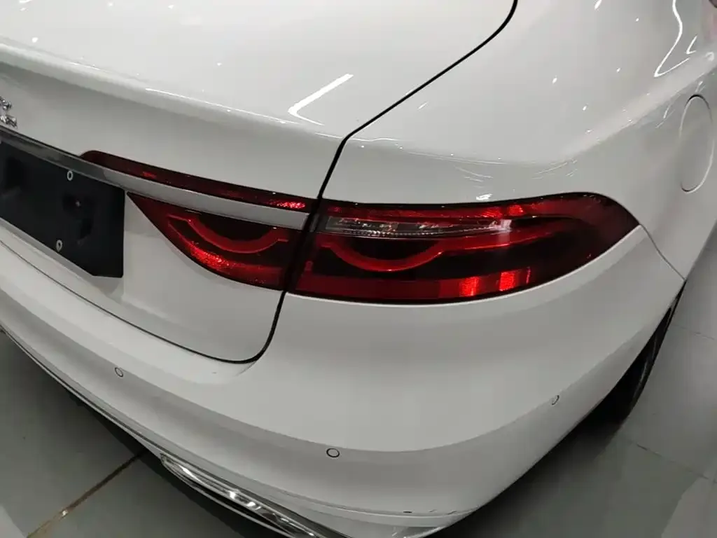 Jaguar XFL 2023 из CN, фото 5