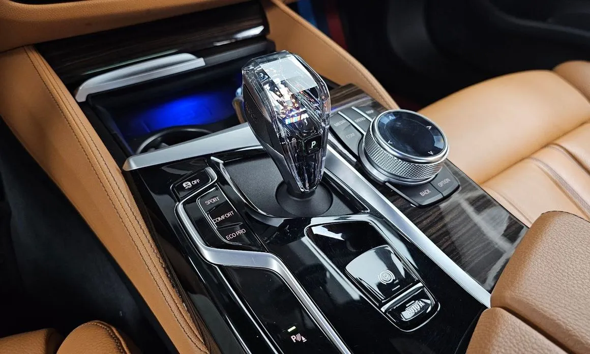 BMW 5-Series 2021 из KR, фото 6