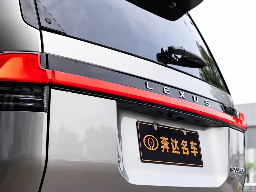 Lexus GX 2026 из CN, фото 10