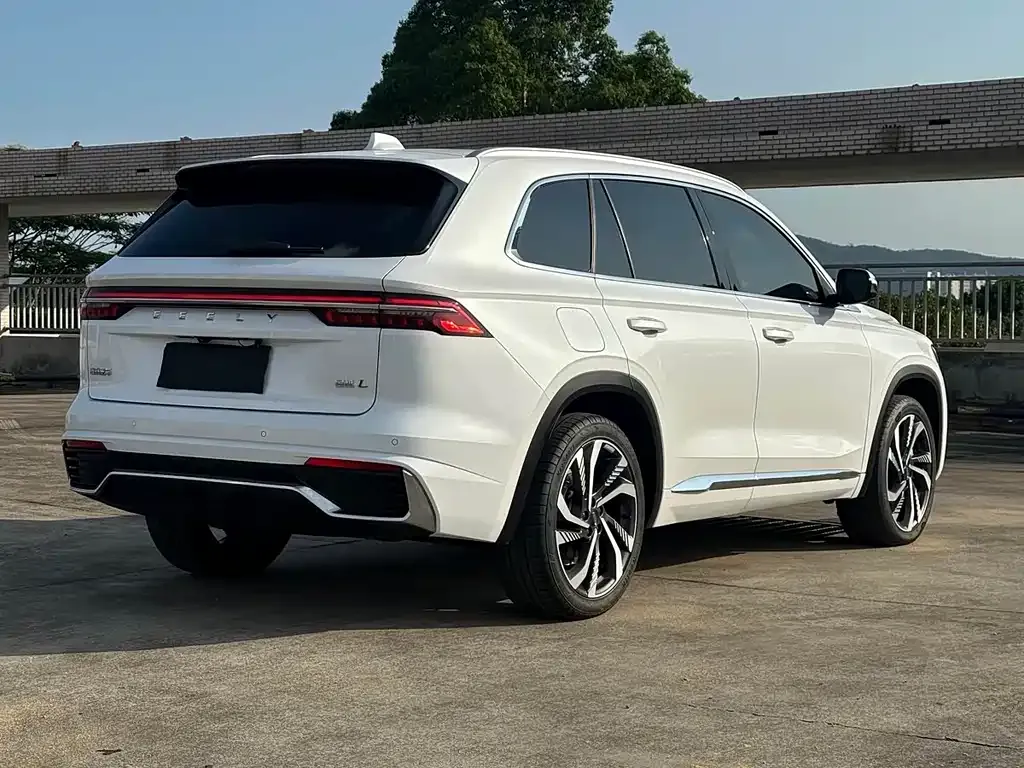 Geely Xingyue L — фото 2