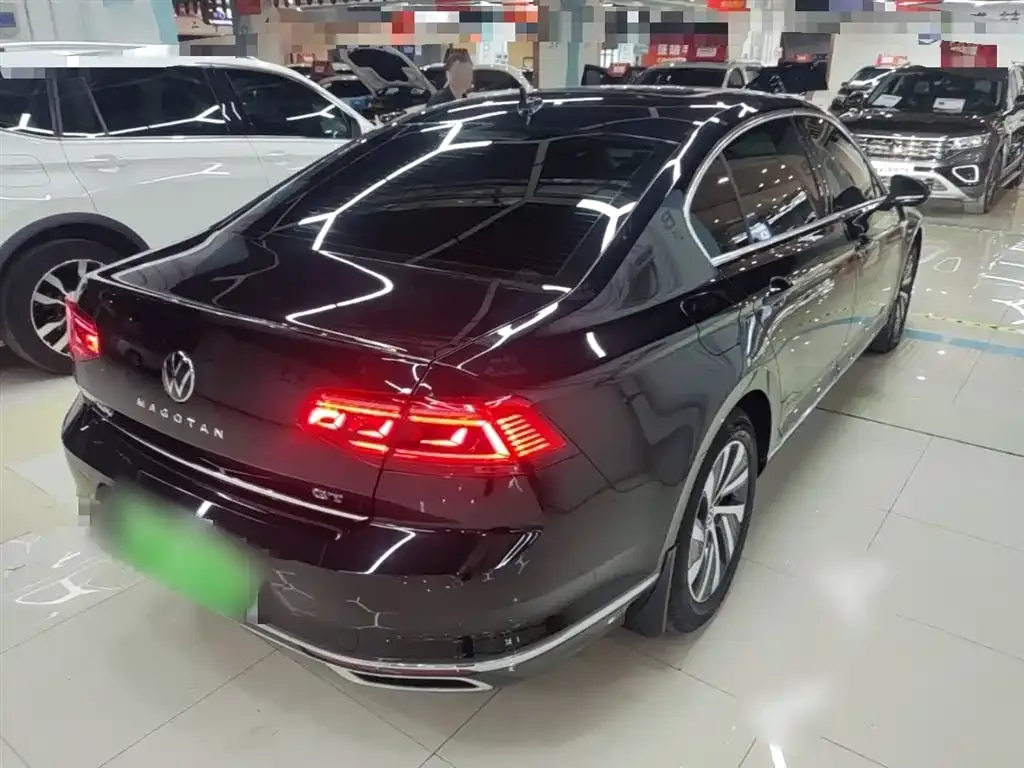 Volkswagen Magotan GTE PHEV 2023 из CN, фото 8