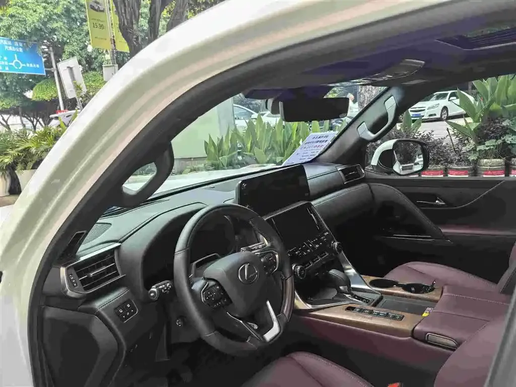 Lexus LX 2025 из CN, фото 6