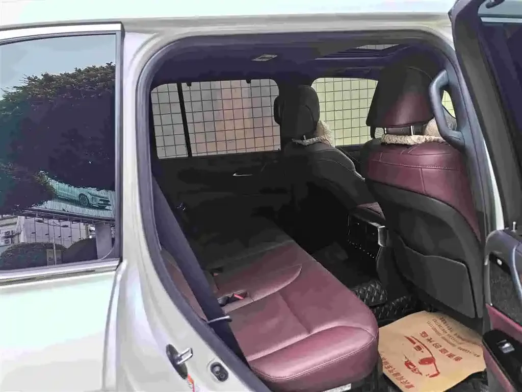 Lexus LX 2025 из CN, фото 2