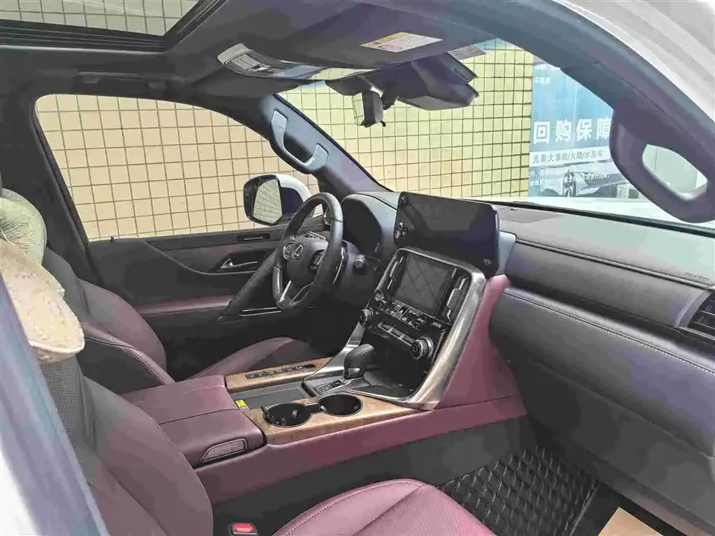 Lexus LX 2025 из CN, фото 4