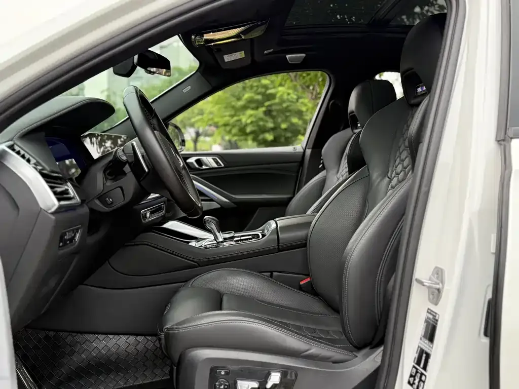 BMW X6 M 2022 из CN, фото 9