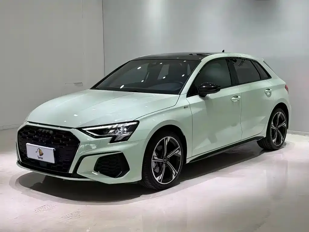 Audi A3 — фото 1
