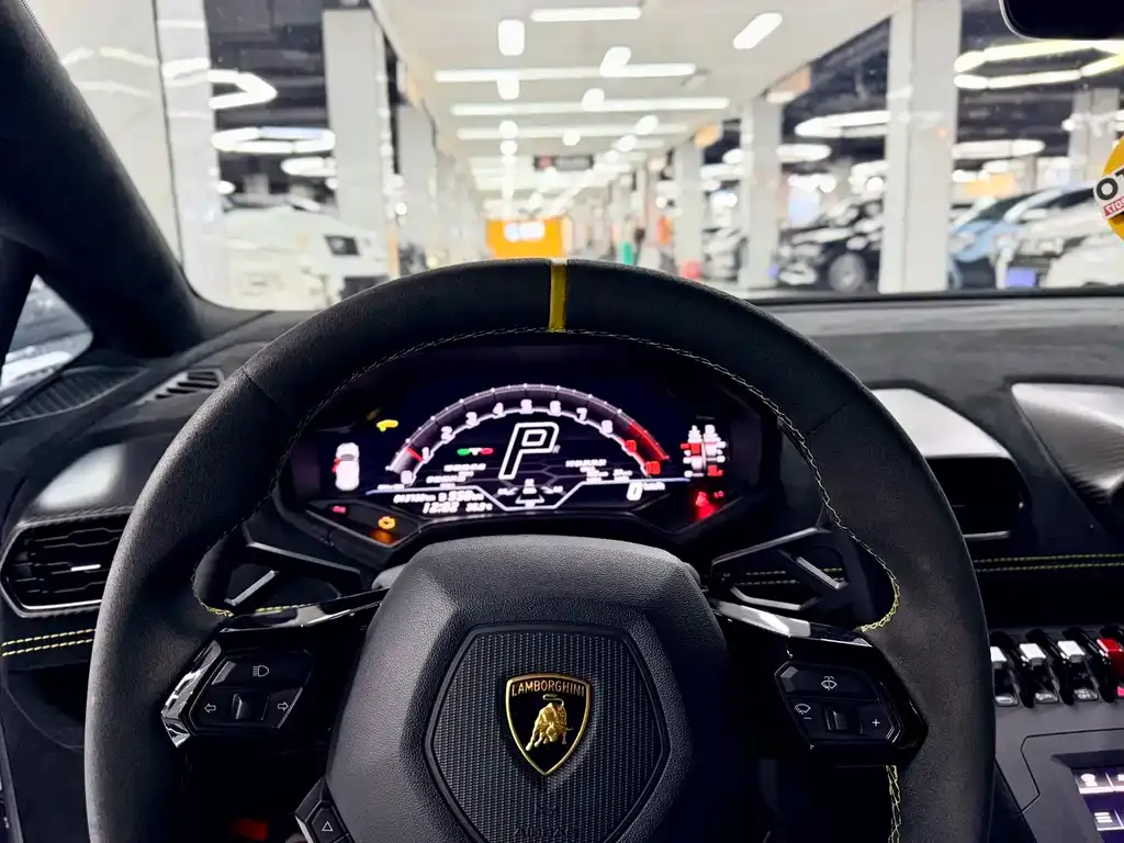 Lamborghini Huracan — фото 4