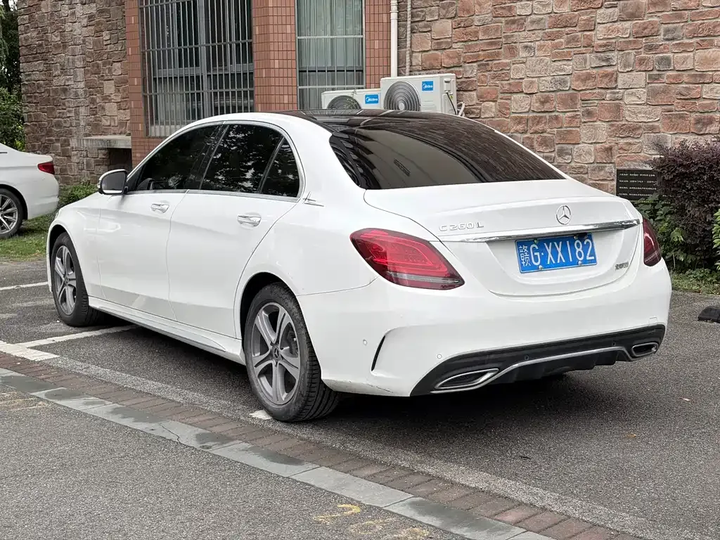 Mercedes-Benz C-Class — фото 10