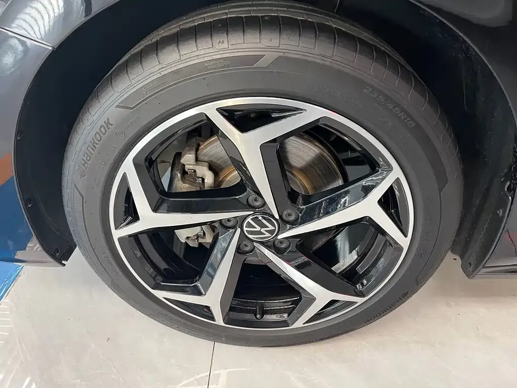 Volkswagen Passat — фото 4