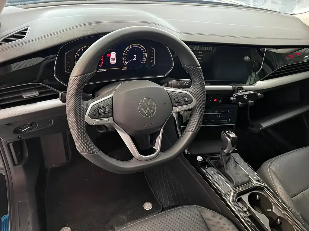 Volkswagen Passat — фото 5