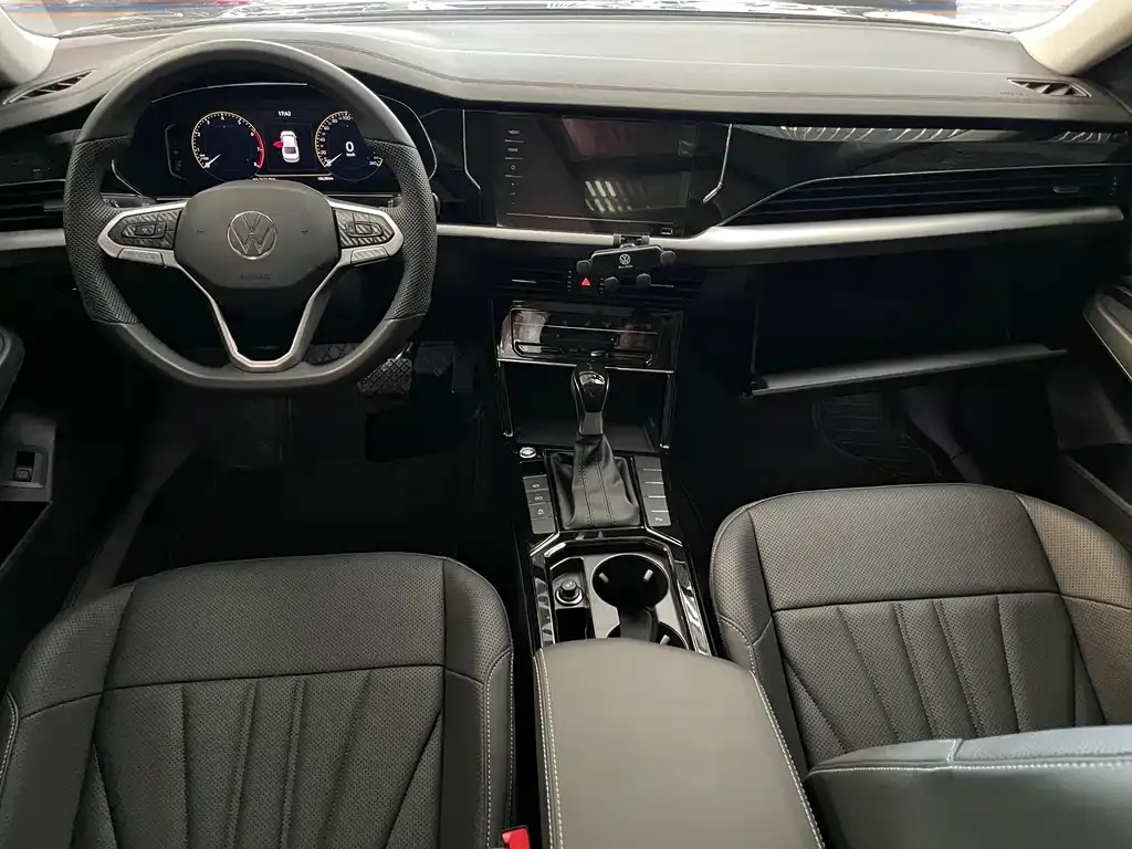 Volkswagen Passat — фото 2