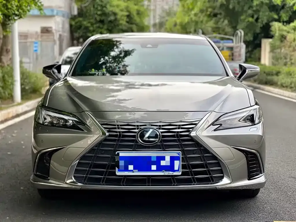 Lexus ES — фото 2