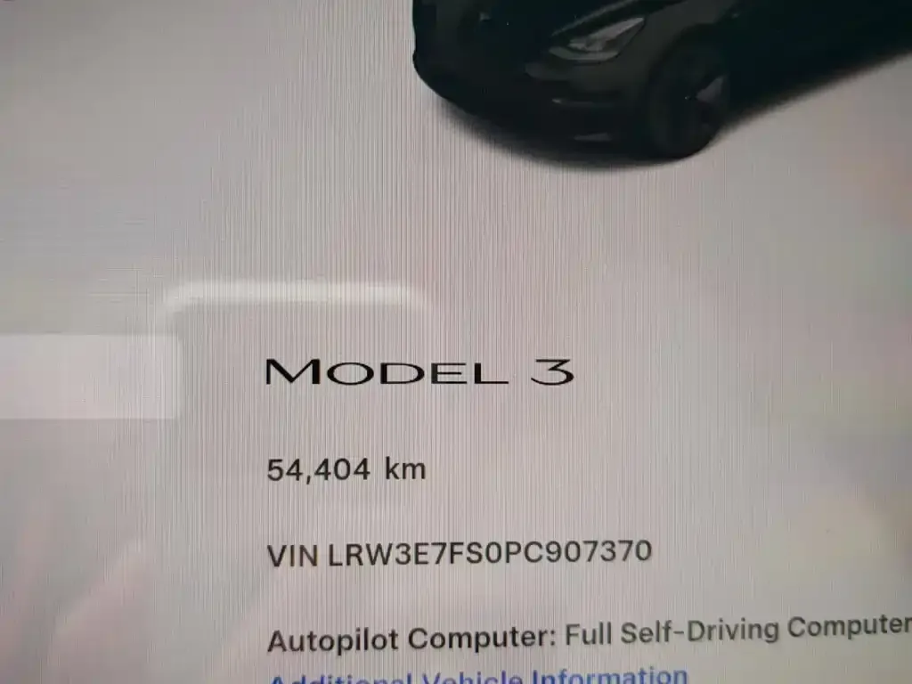 Tesla Model 3 — фото 4