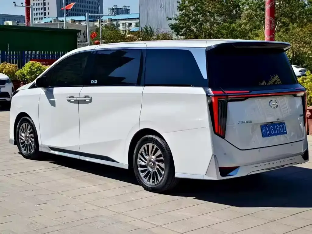 GAC Motor Trumpchi M8 — фото 6
