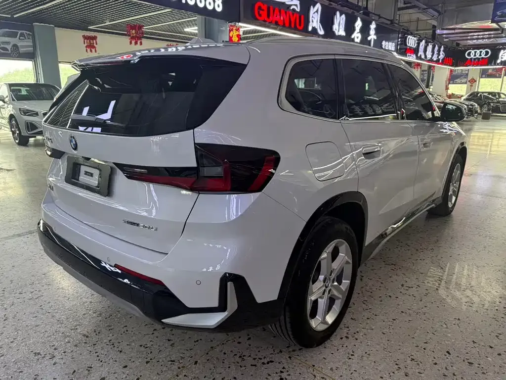 BMW X1 — фото 7