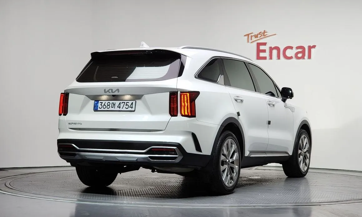 Kia Sorento — фото 7
