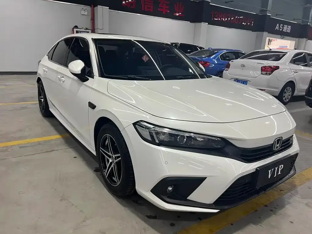 Honda Civic 2022 из CN, фото 2