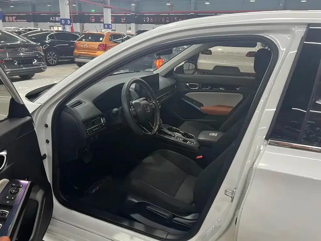 Honda Civic 2022 из CN, фото 4