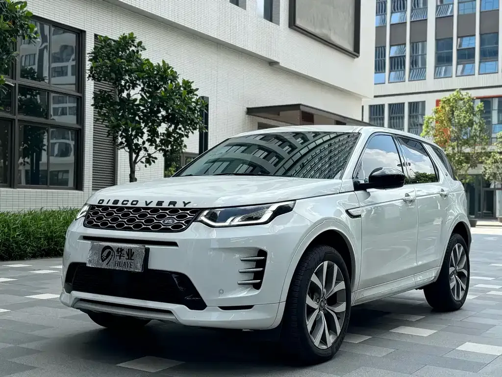 Land Rover Discovery Sport — фото 1