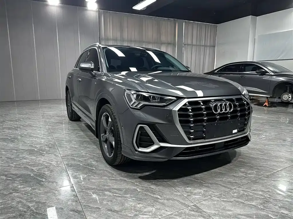 Audi Q3 — фото 5