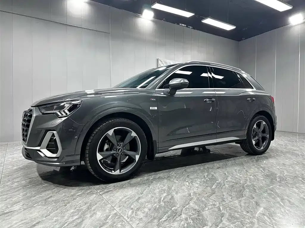 Audi Q3 — фото 6