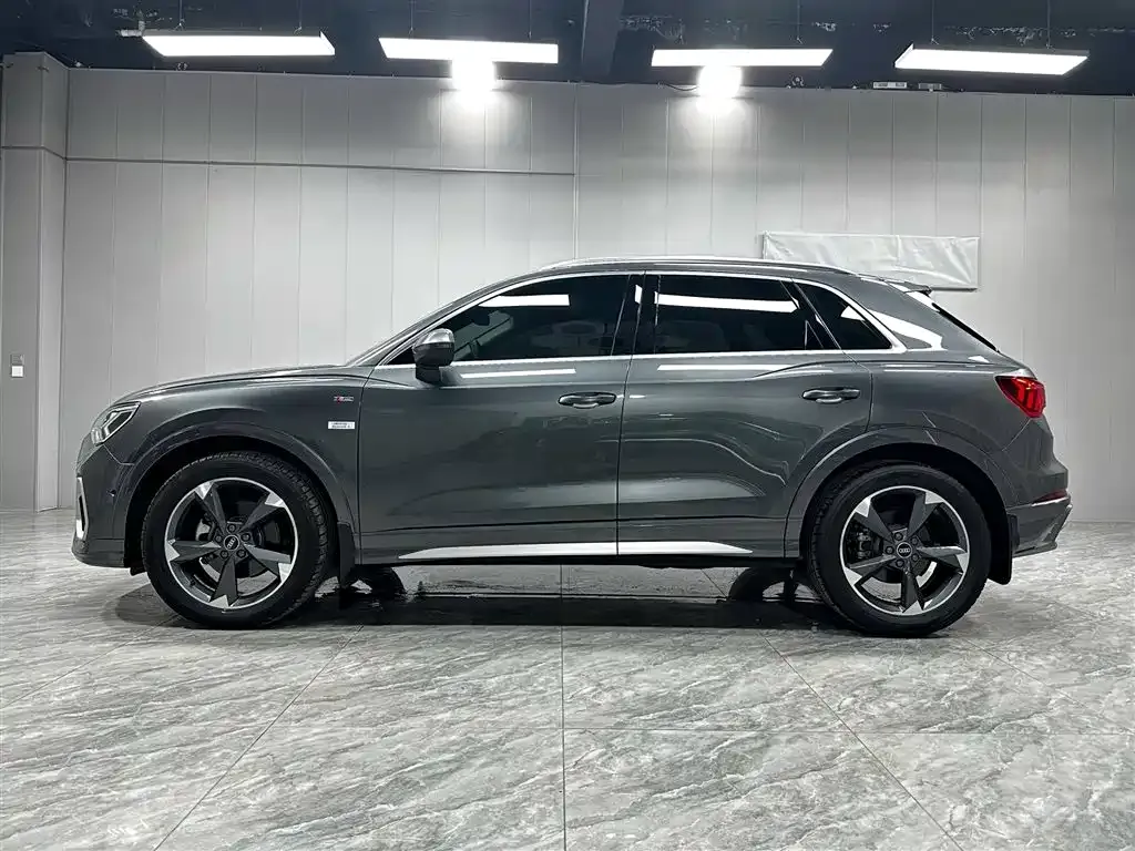 Audi Q3 — фото 2