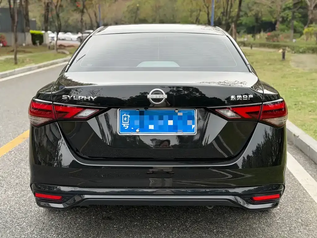 Nissan Sylphy — фото 4