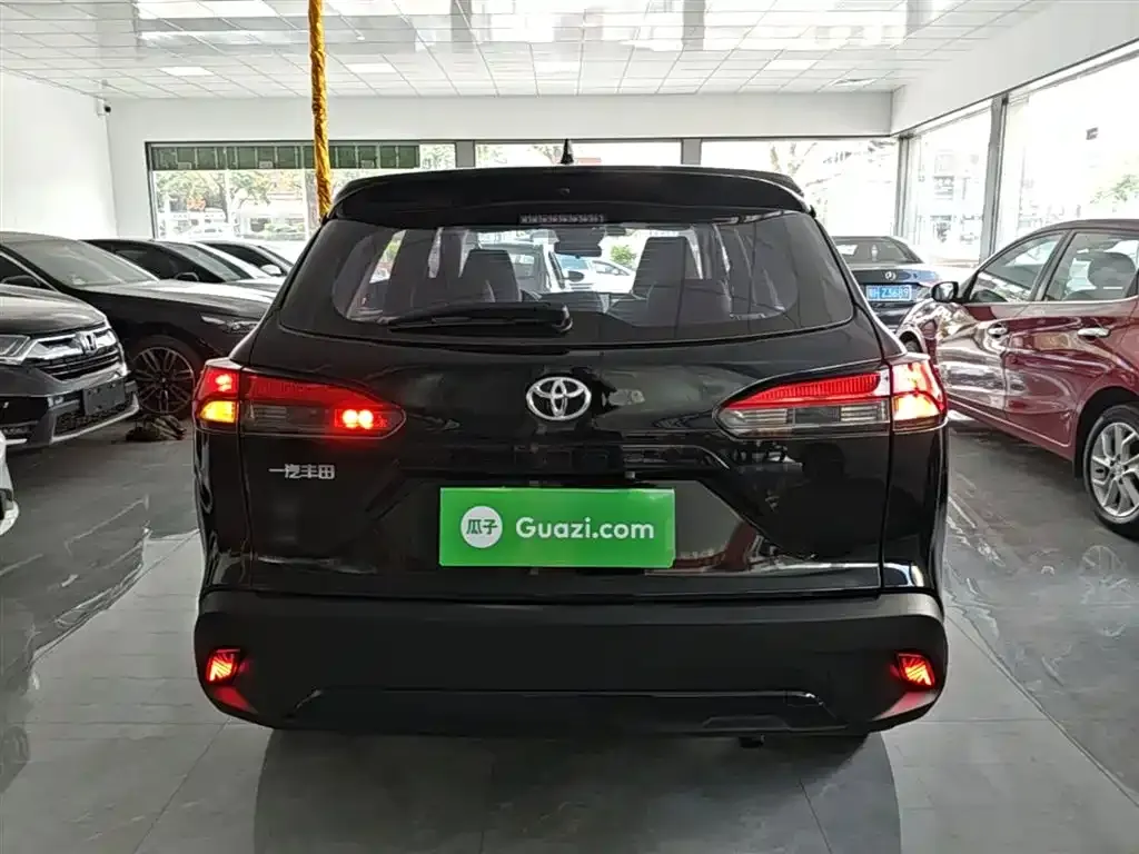 Toyota Corolla Cross — фото 3